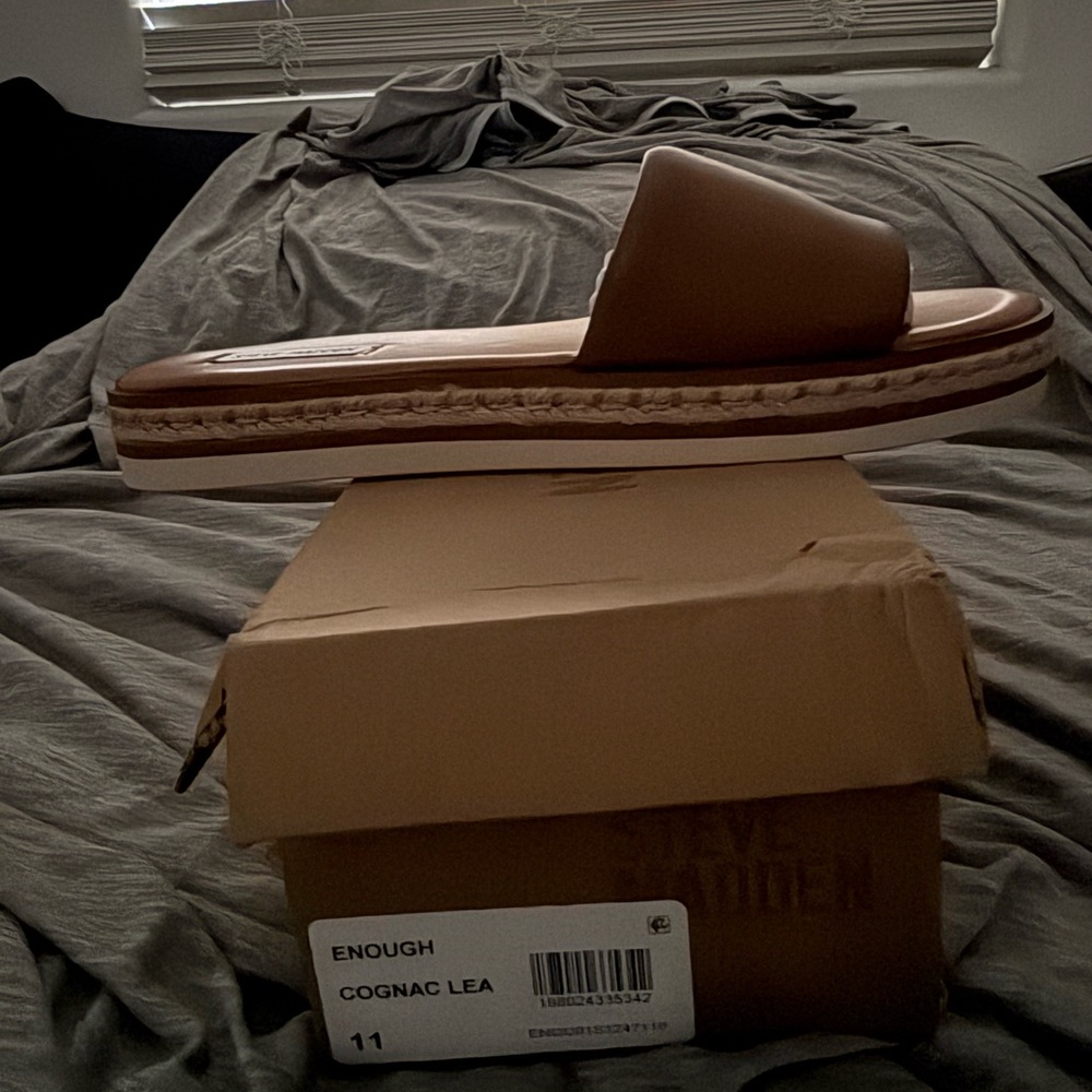 Steve Madden Cognac Slide Sandals
